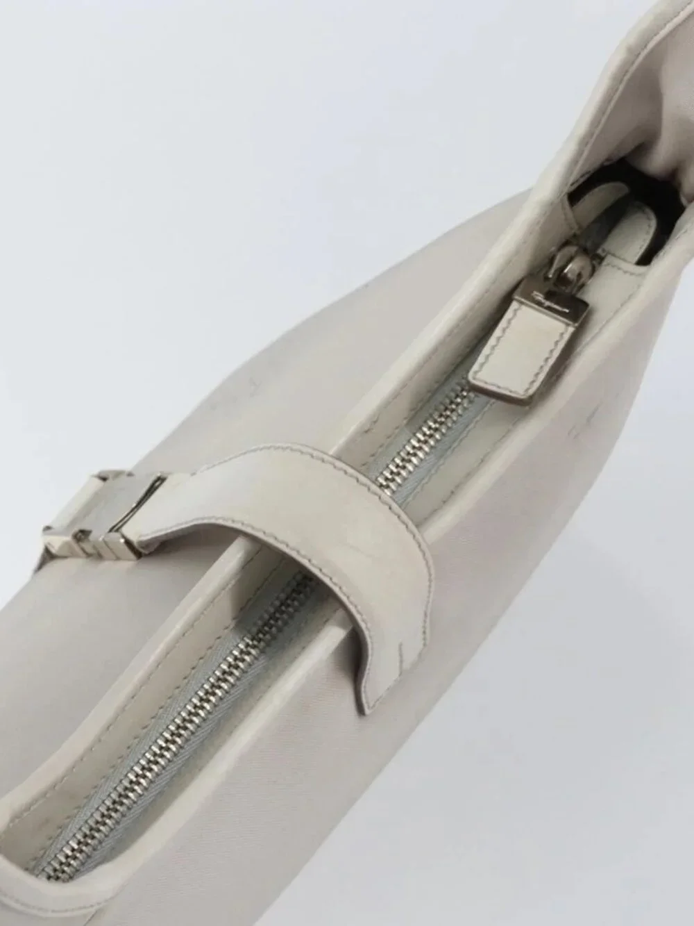 Salvatore Ferragamo Shoulder Bag Nylon Gray Silver Auth bs32334